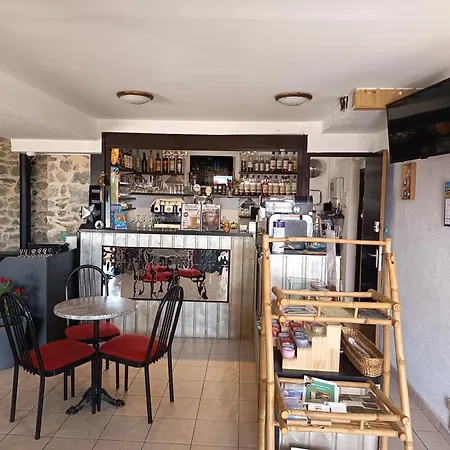 Frühstückspension De La Belette 2*